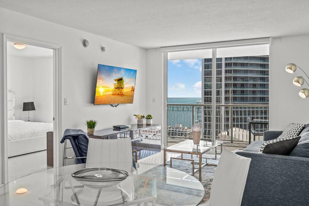 High Floor Ocean View Unit In Brickell Appartement