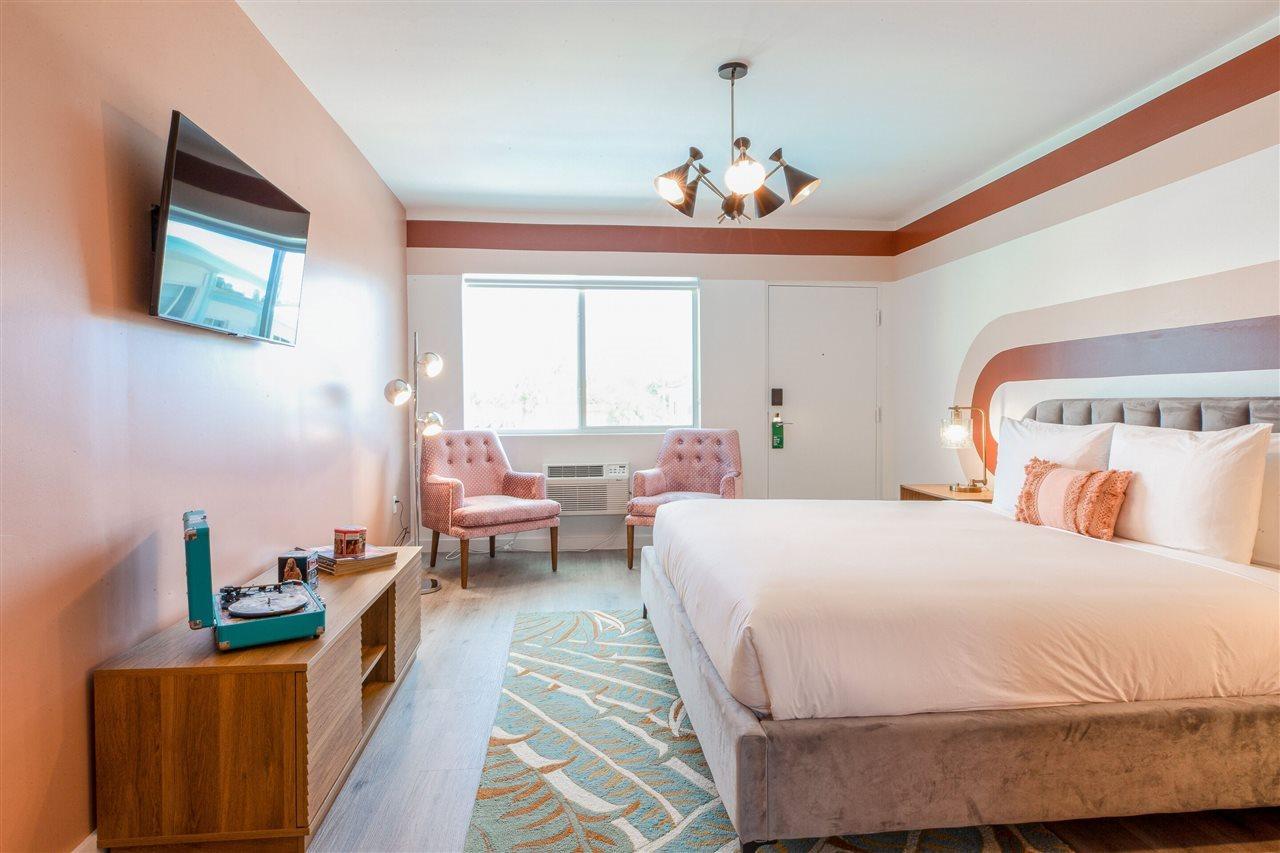 Selina Gold Dust Hotel Miami