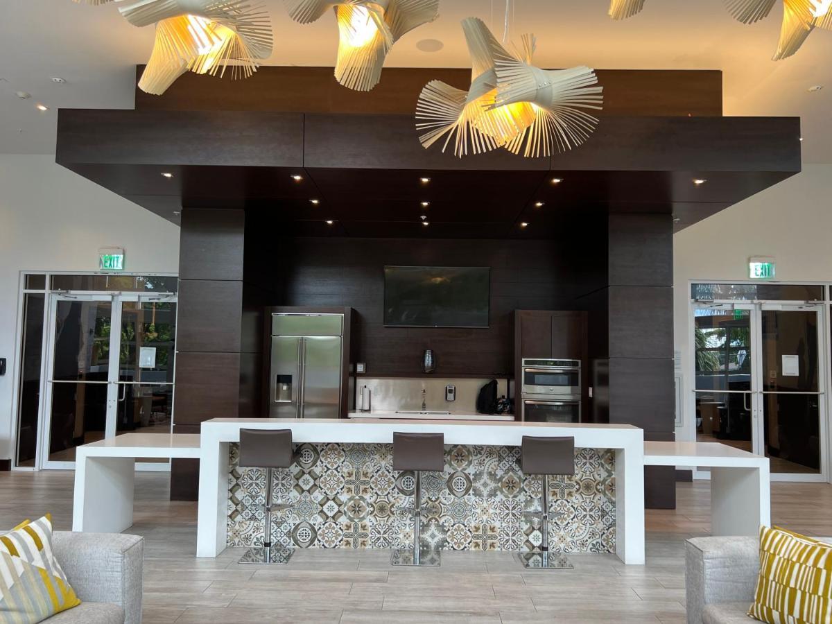 Zafiro Miami