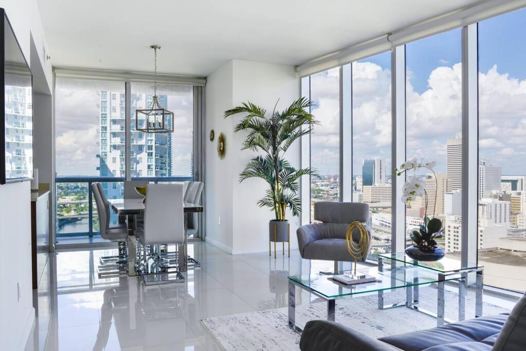 Wonderful 2 Bedroom Apt With Ocean Views At Icon Brickell Appartement