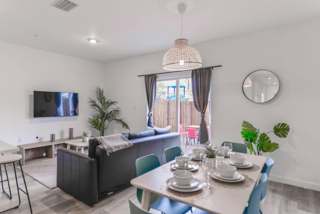 Holiday home Amazing Townhouse 15 Minutes From The Miami