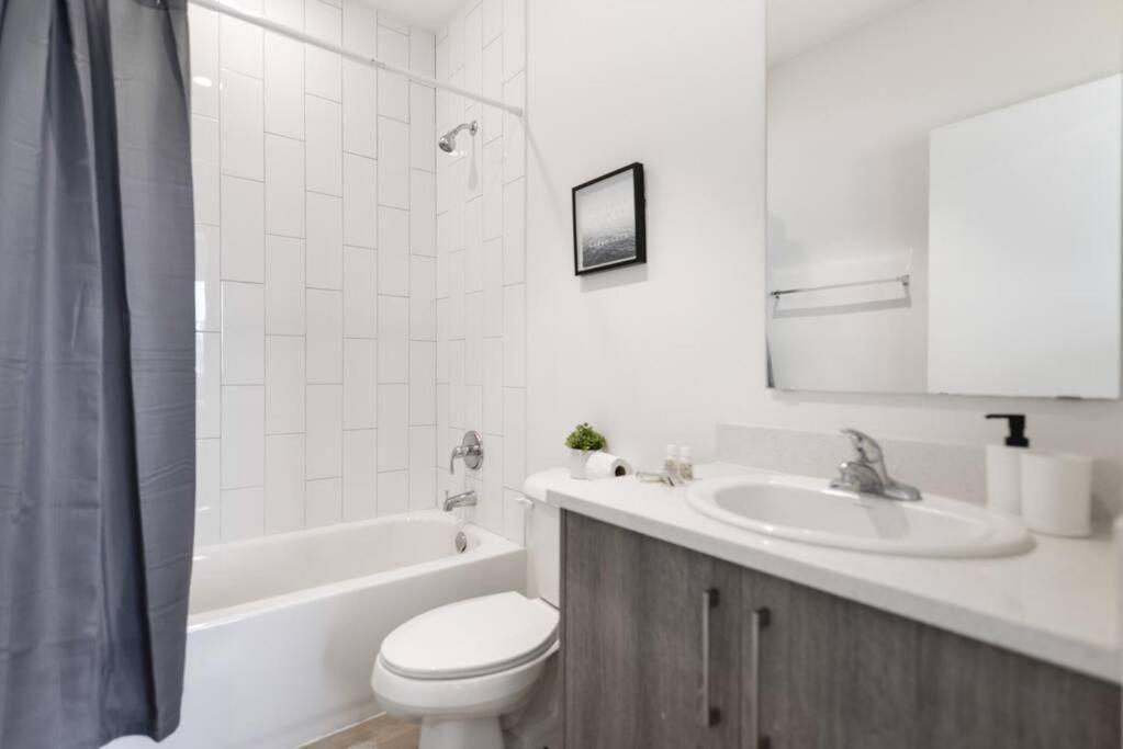 Amazing Townhouse 15 Minutes From The Holiday home