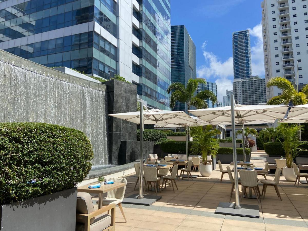 Four Seasons - Luxury Private Residences Aparthotel