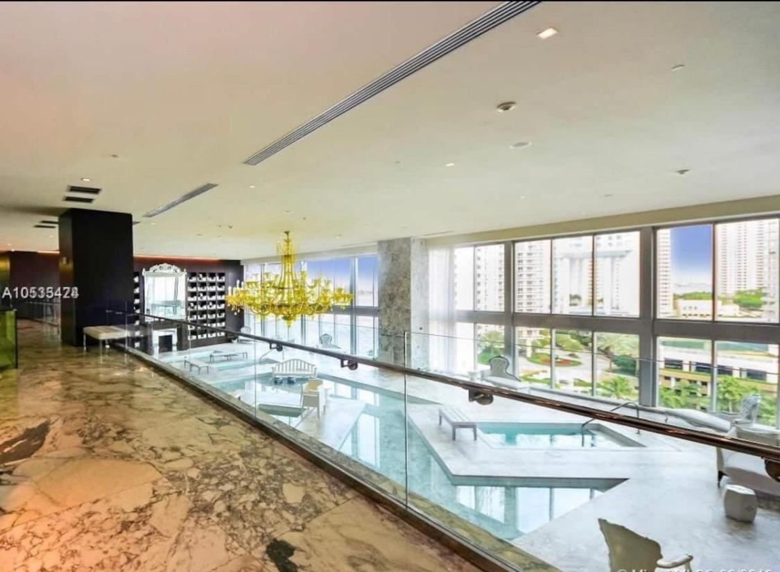 Apartment Icon Brickell Residences Miami