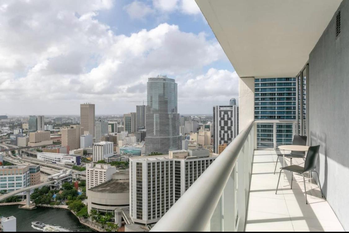 Icon Brickell Residences *