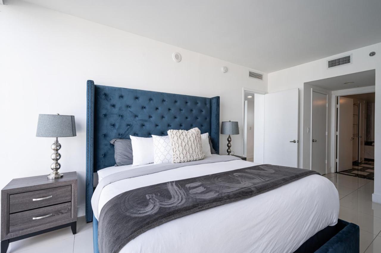Icon Brickell Residences Apartment Miami