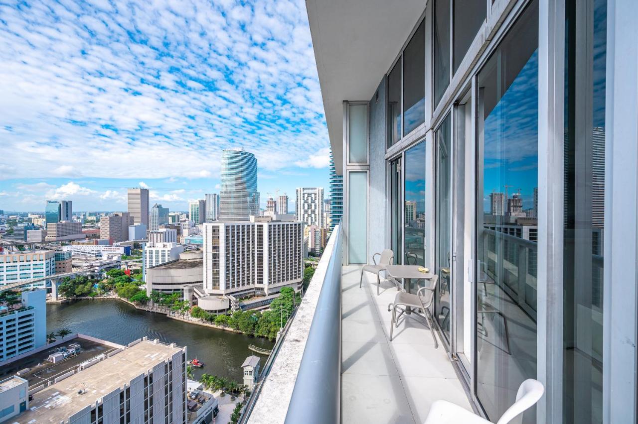 Icon Brickell Residences * Miami