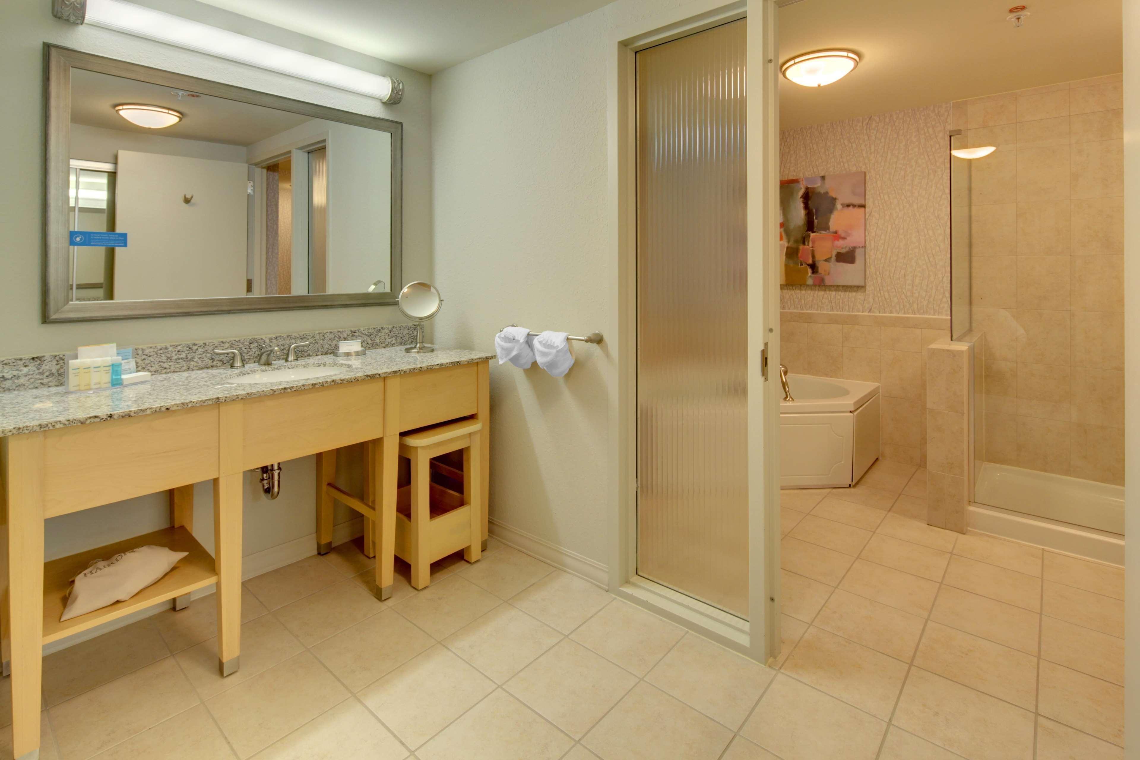 Hotel Hampton & By Hilton Downtown/brickell Miami
