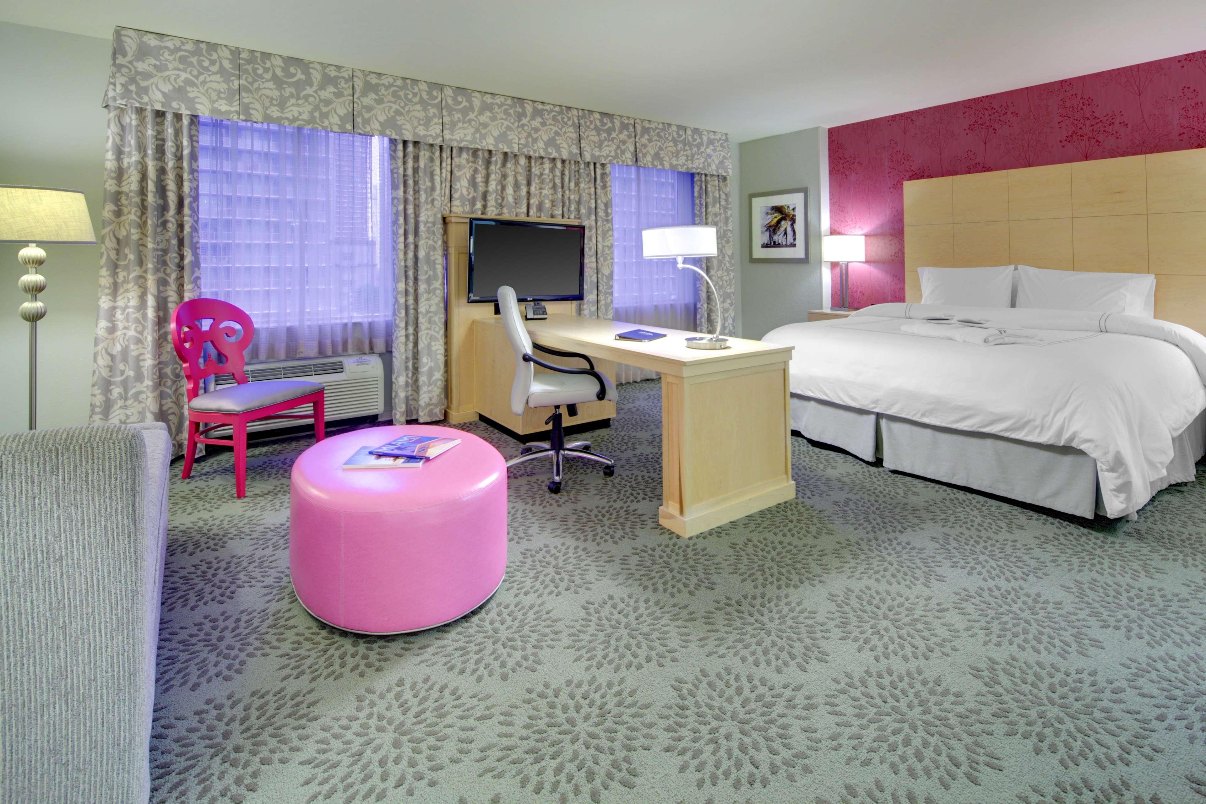 Hotel Hampton & By Hilton Downtown/brickell