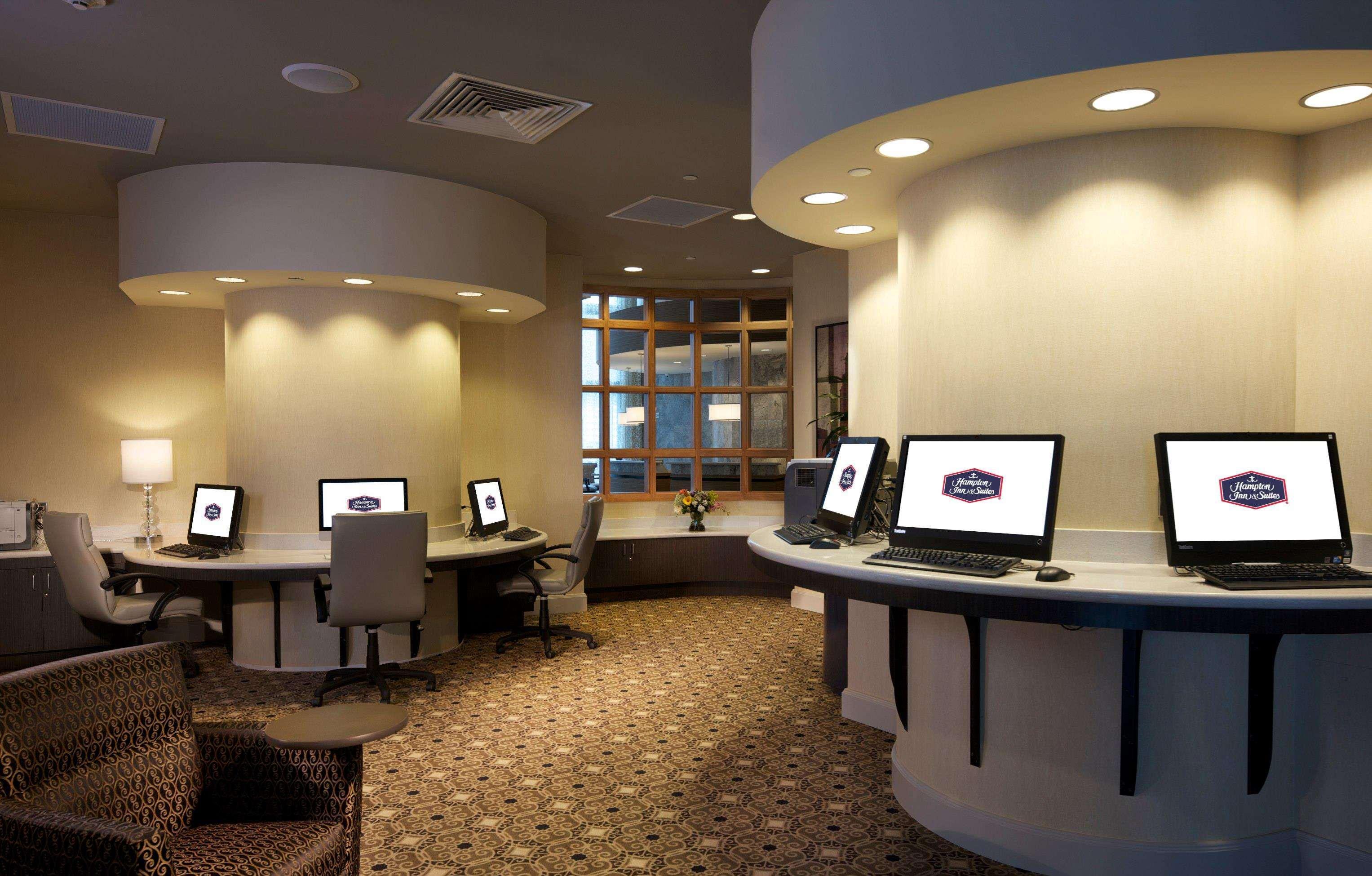 Hotel Hampton & By Hilton Downtown/brickell 3*