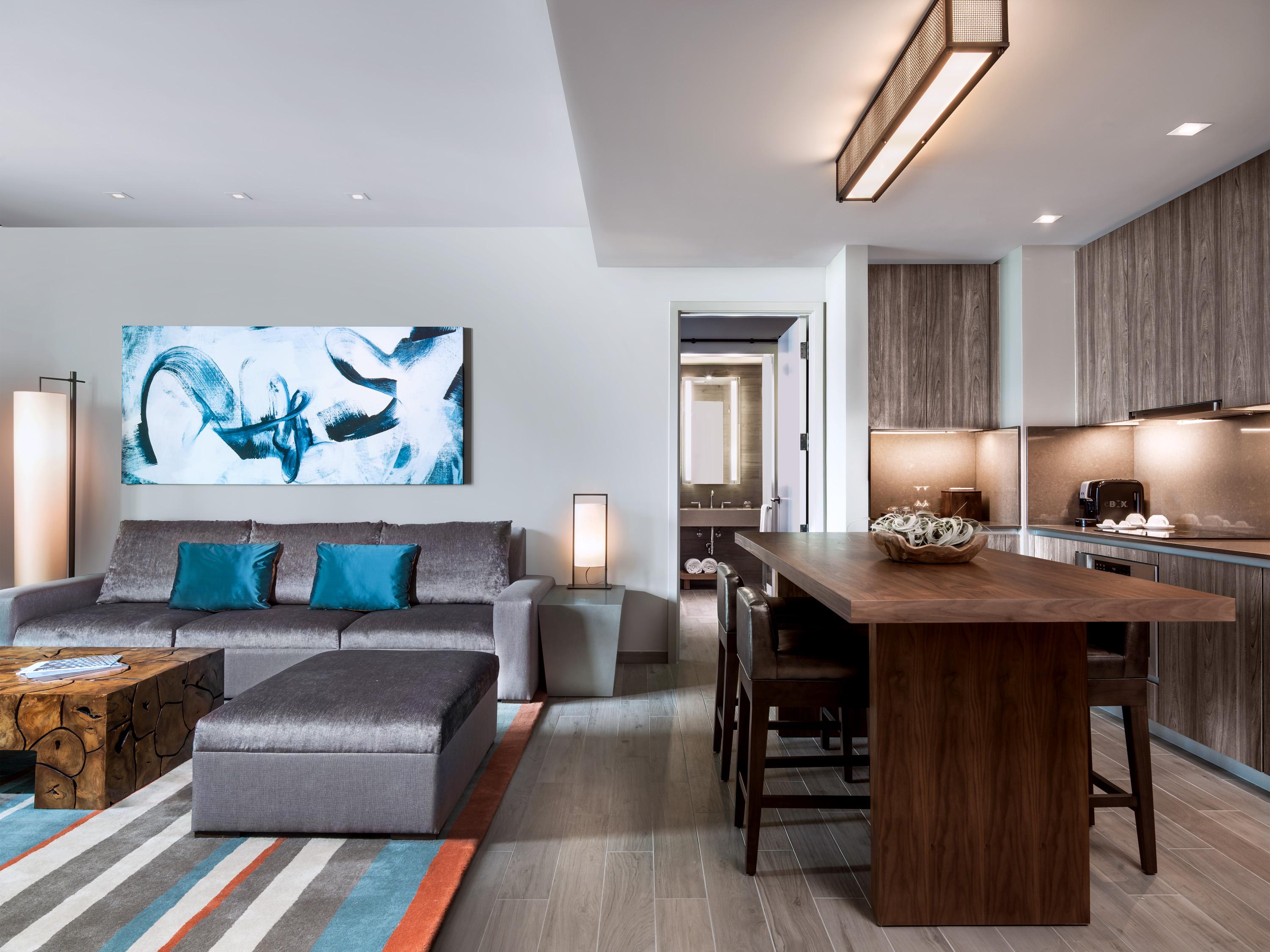Hotel East 4*