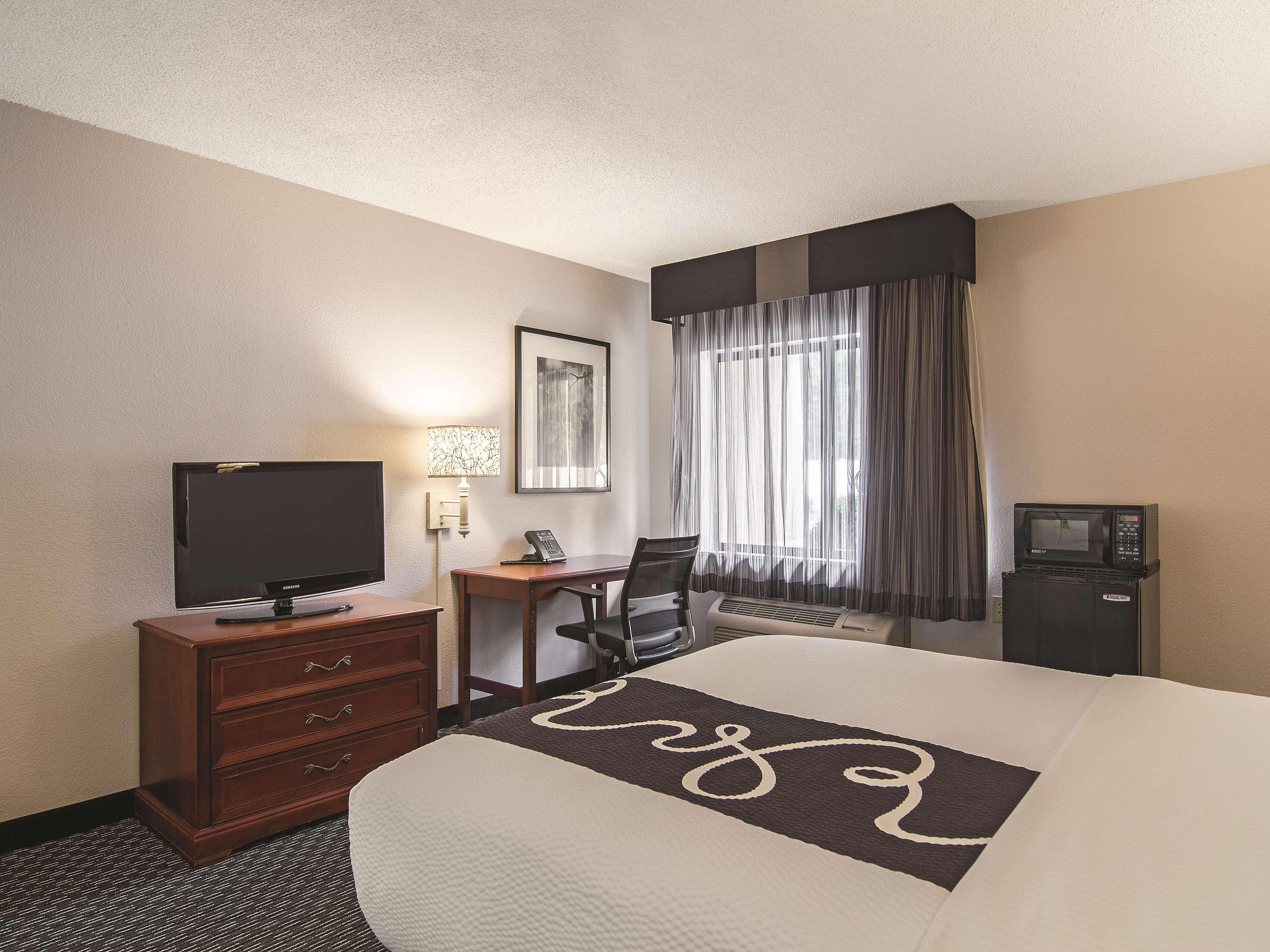 La Quinta By Wyndham Airport East Miami