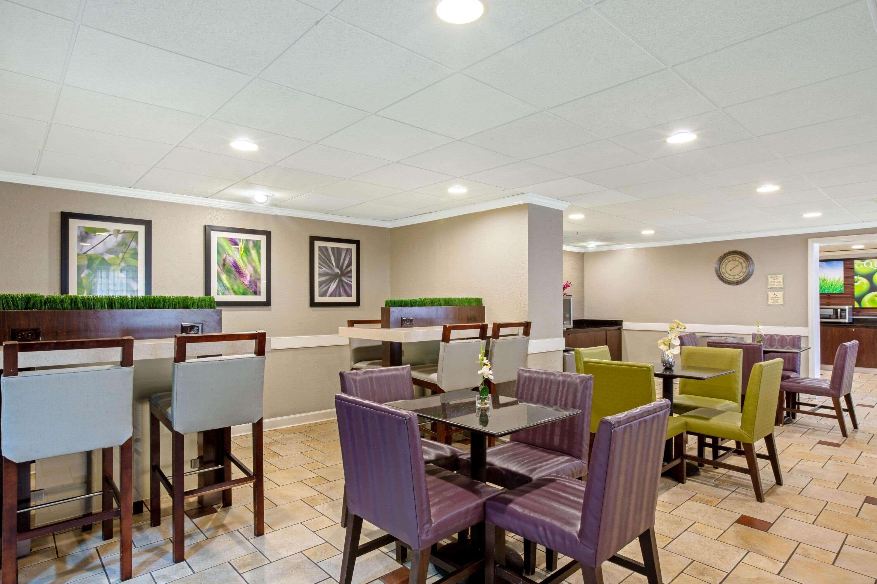 La Quinta By Wyndham Airport East Hotel 3*