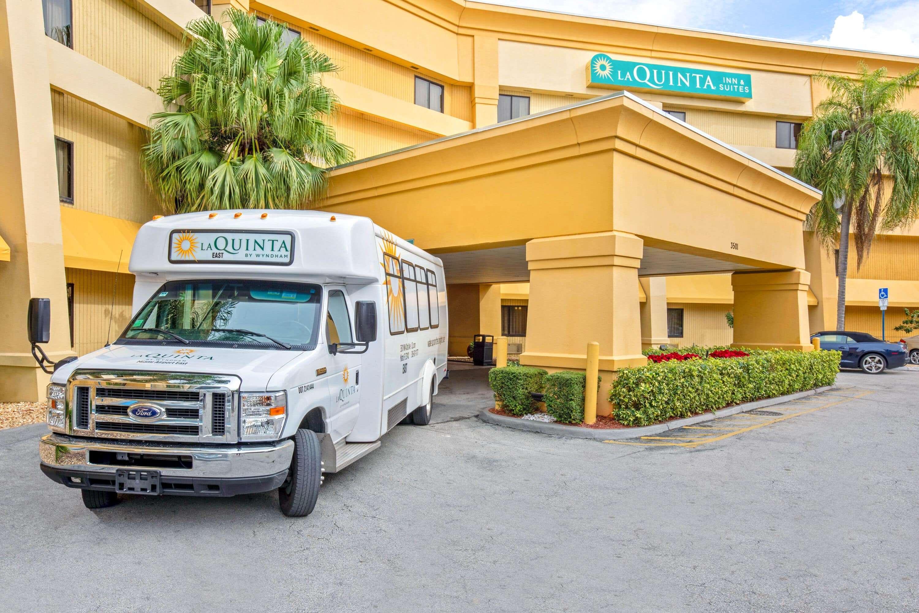 Hotel La Quinta By Wyndham Airport East 3*