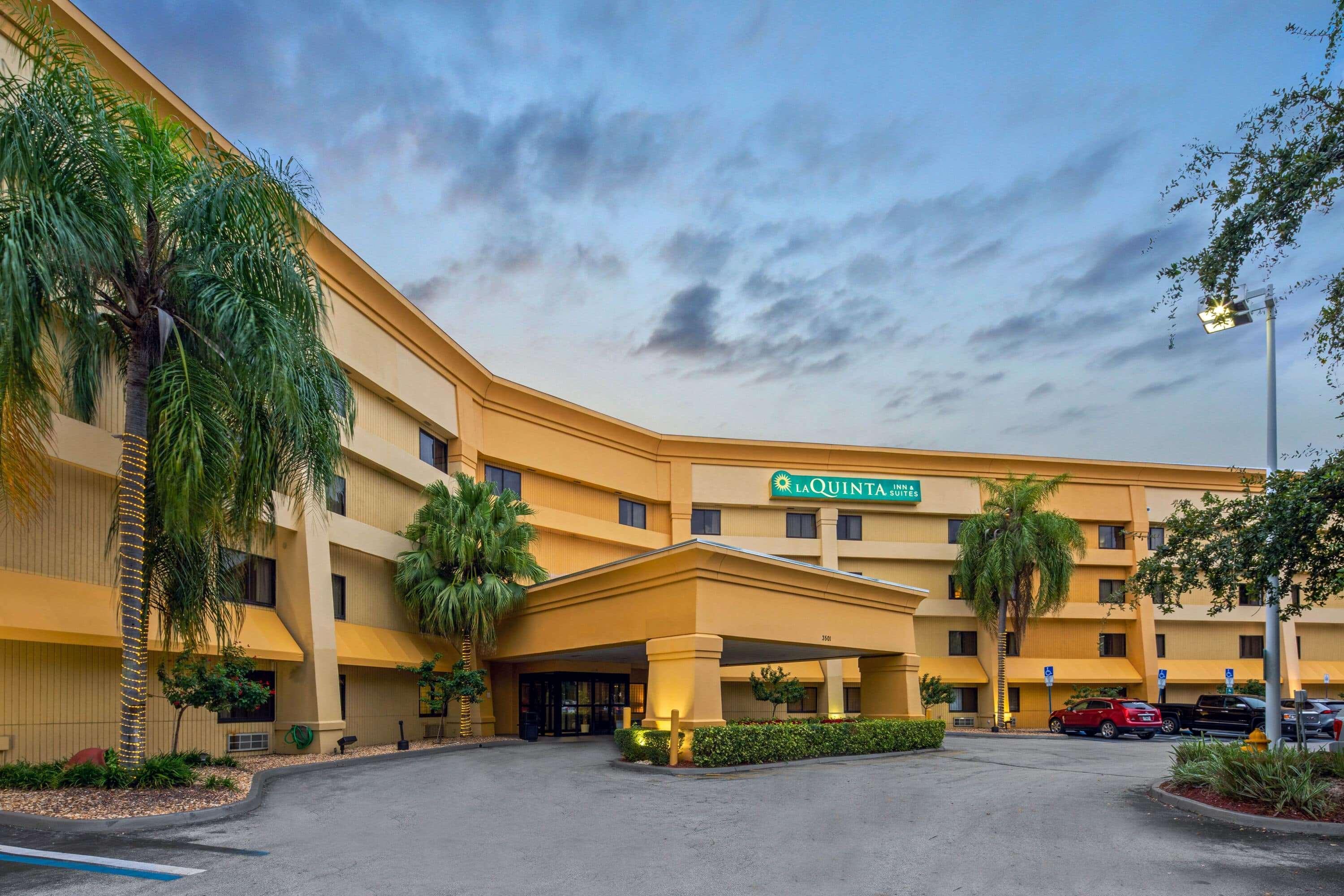 La Quinta By Wyndham Airport East 3* Miami