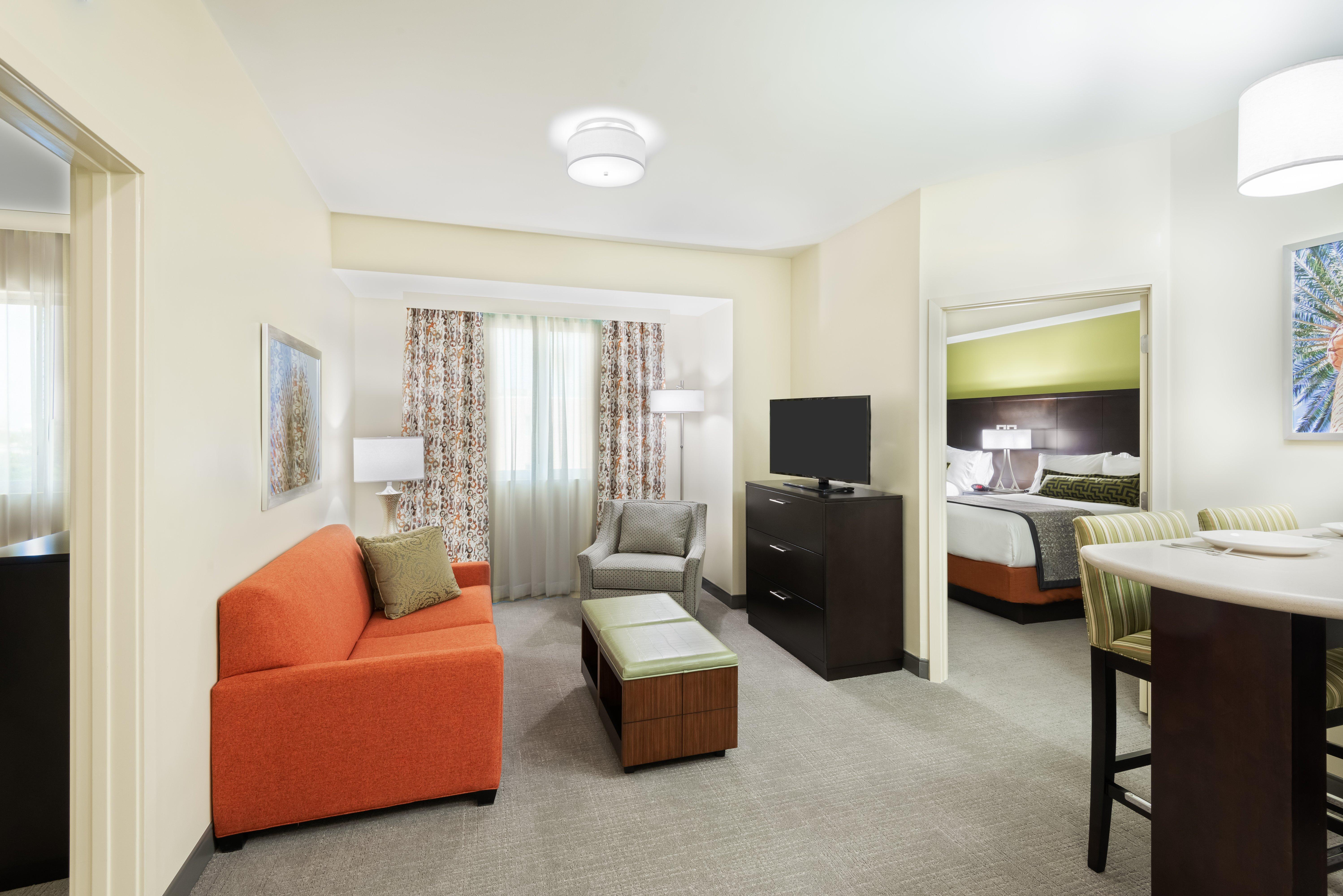 Hotel Staybridge - International Airport By Ihg Miami