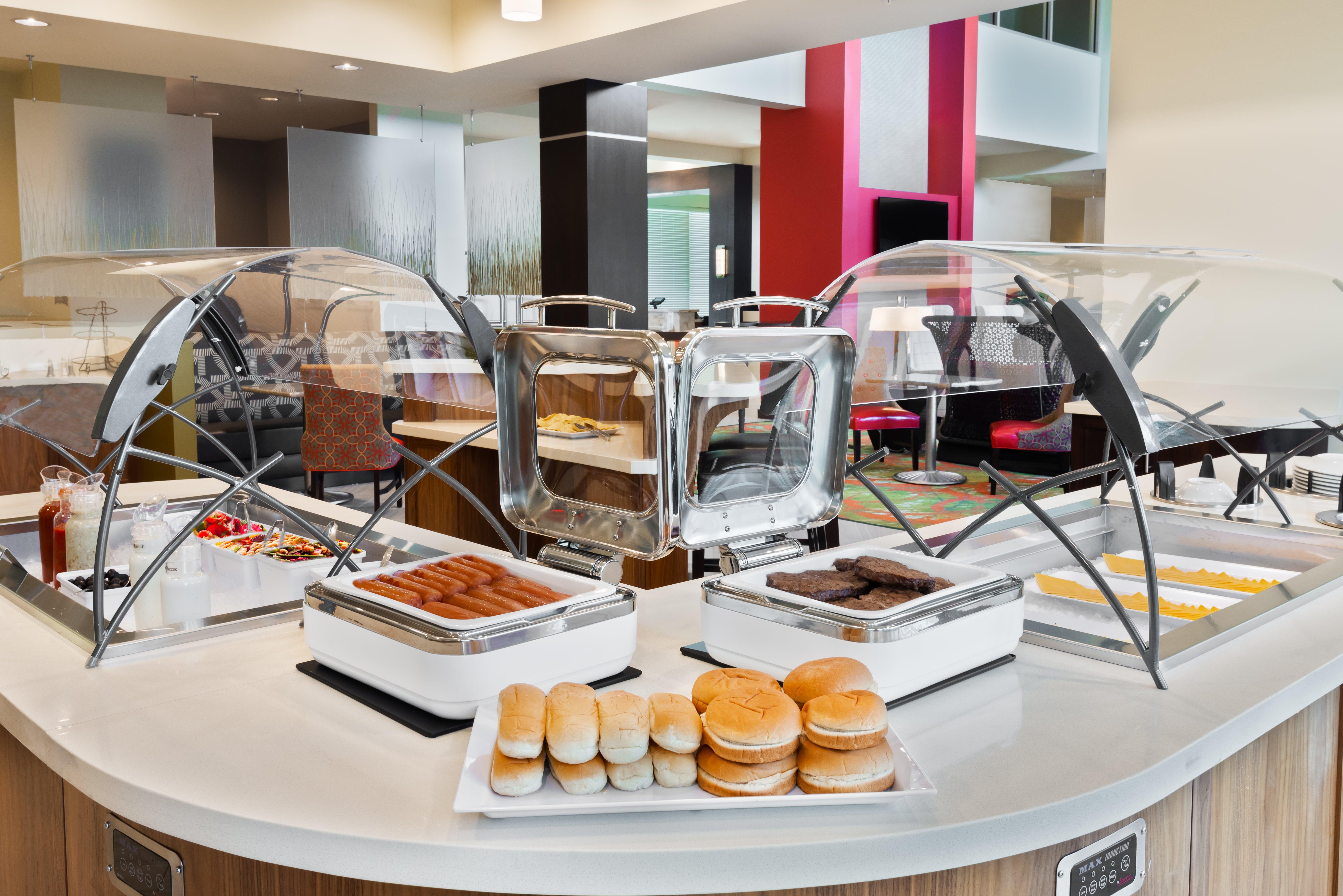 Staybridge - International Airport By Ihg Hotel