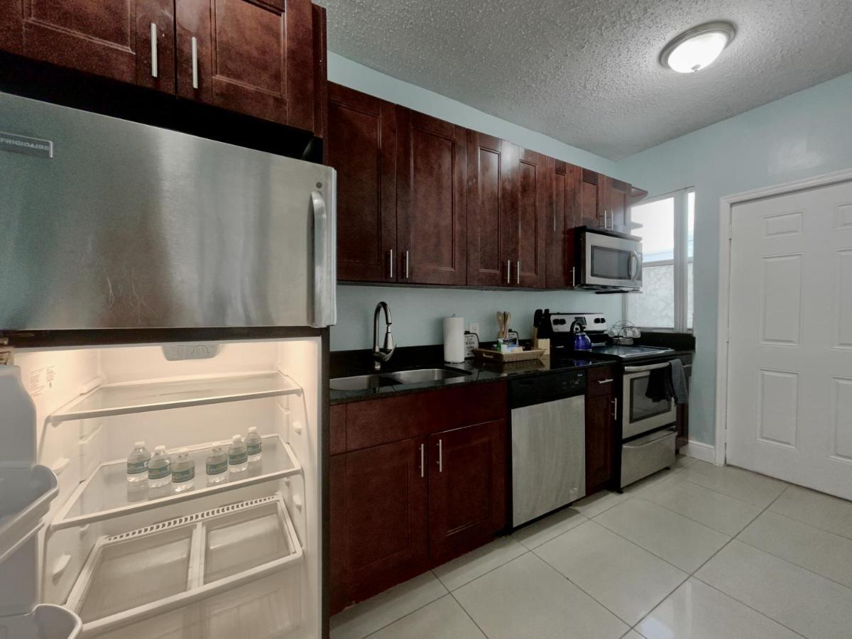 Marlins Park - 4 - Cafe Colada Apartment *