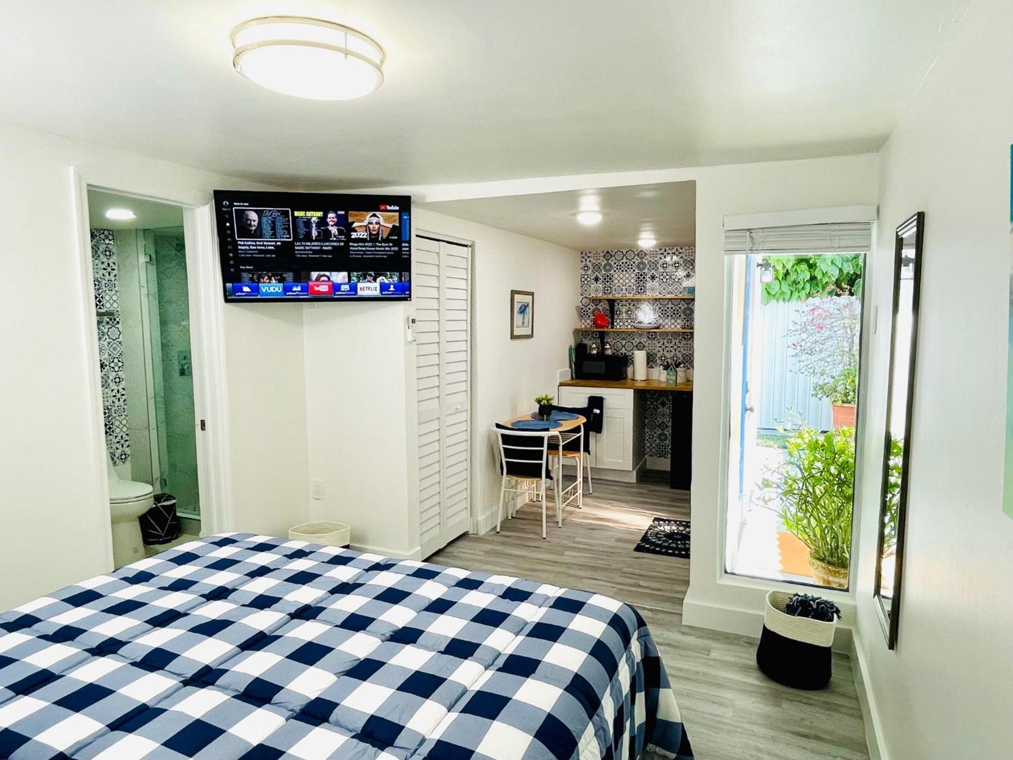 Our Lovely Nest, Free Parking & Wi-fi Appartement