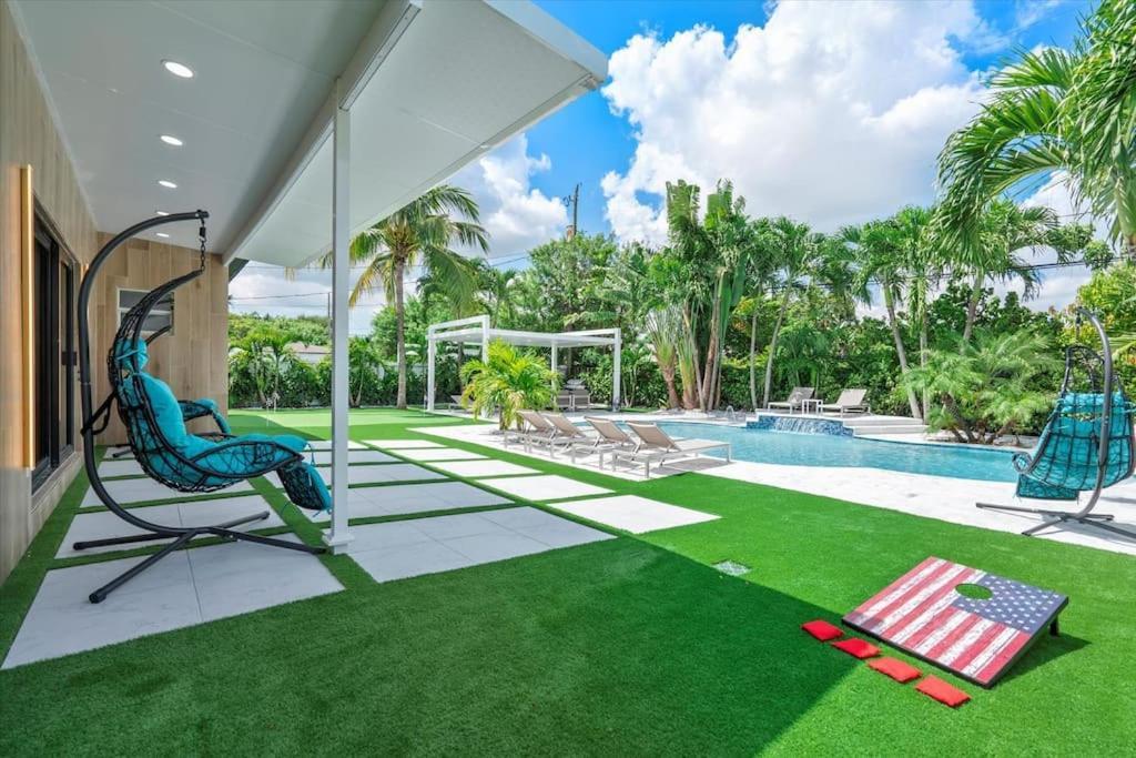 Vakantiehuis Villalee-jungle Palm Island White Marble Pool Area