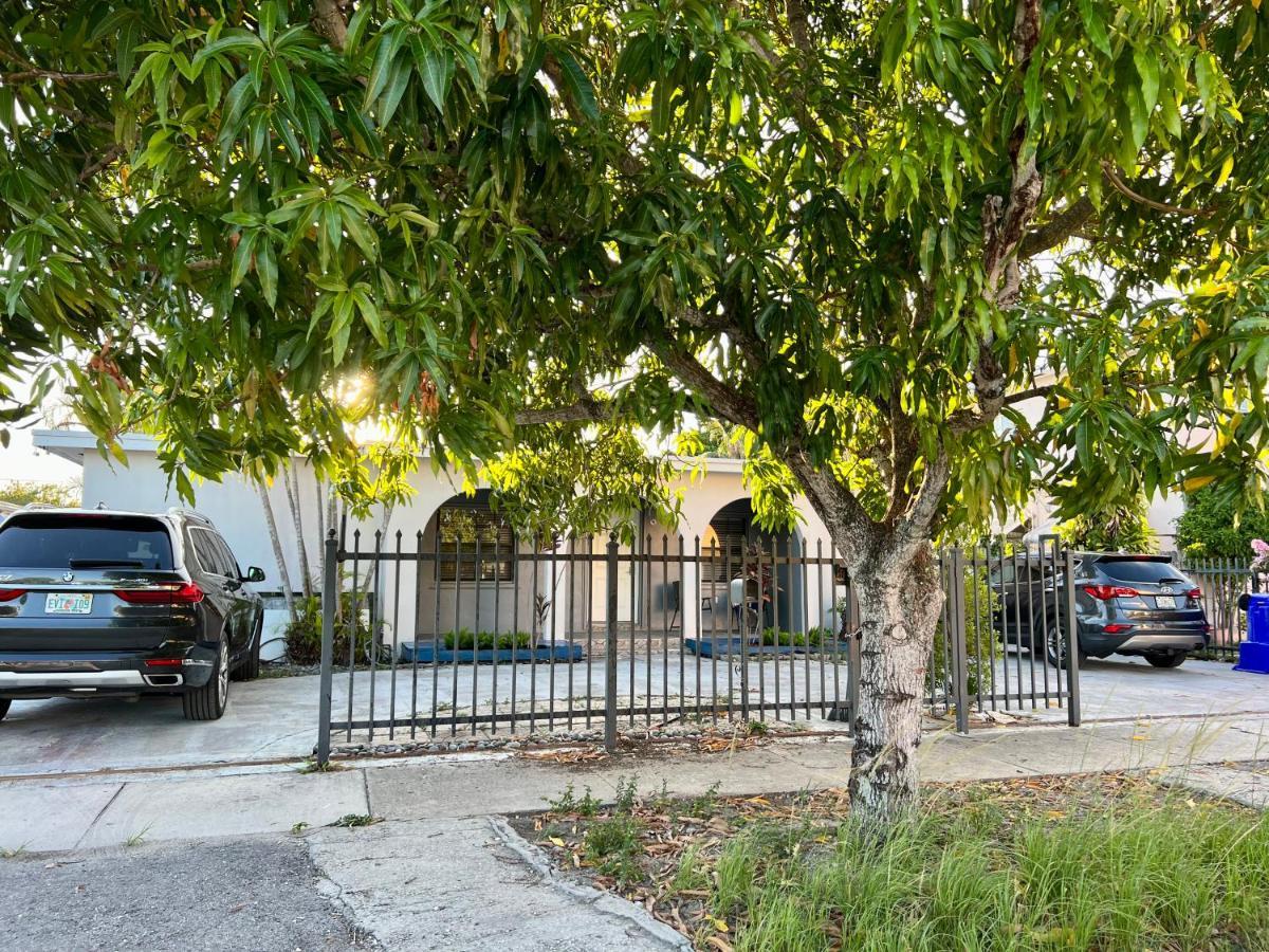 Coral Gable Studio W/free Parking & Wifi Gasthof
