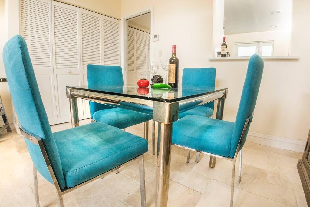 Villa At St. Place “h”, Luxury, Pet Friendly Miami