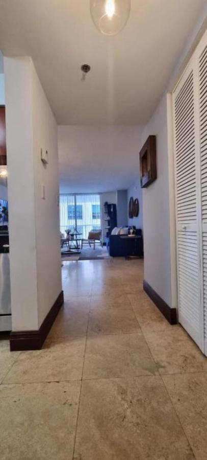In Brickell The Miami. Free Parking * Miami