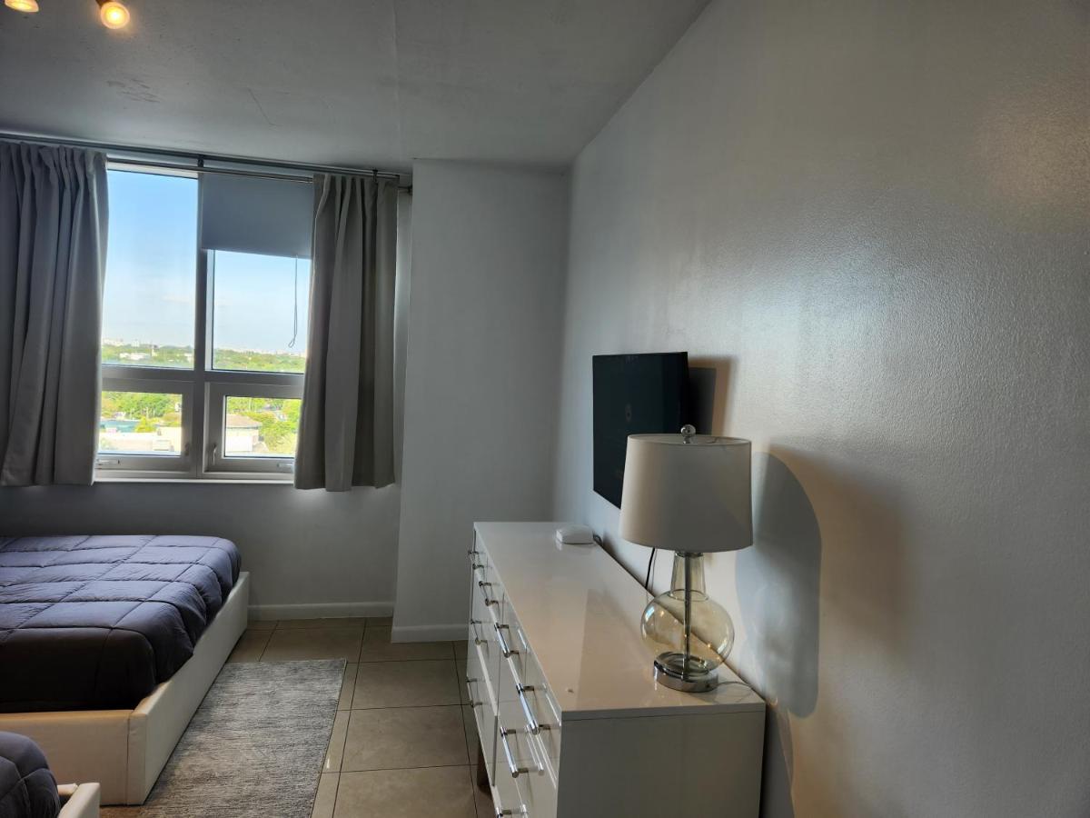 Wonderful 1 Bedroom In Midtown.