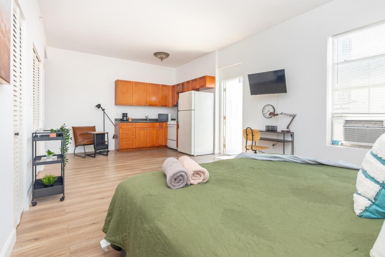 Downtown With Balcony - 5 Minutes From Wynwood & Port - Art District Near Beach Apartment Miami