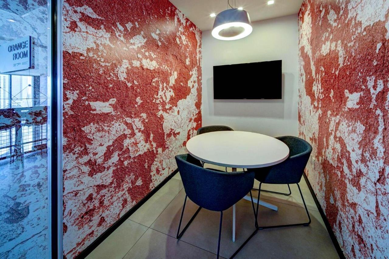 Apartment Experience The Perfect Life!! Centrally Located Luxury Condo!