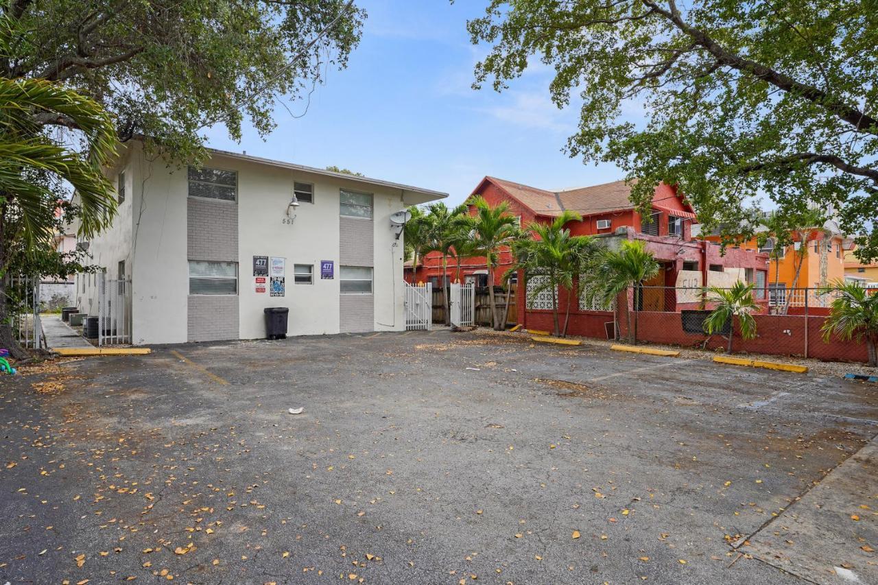 Spacious 2br Minutes From Brickell Apartment *