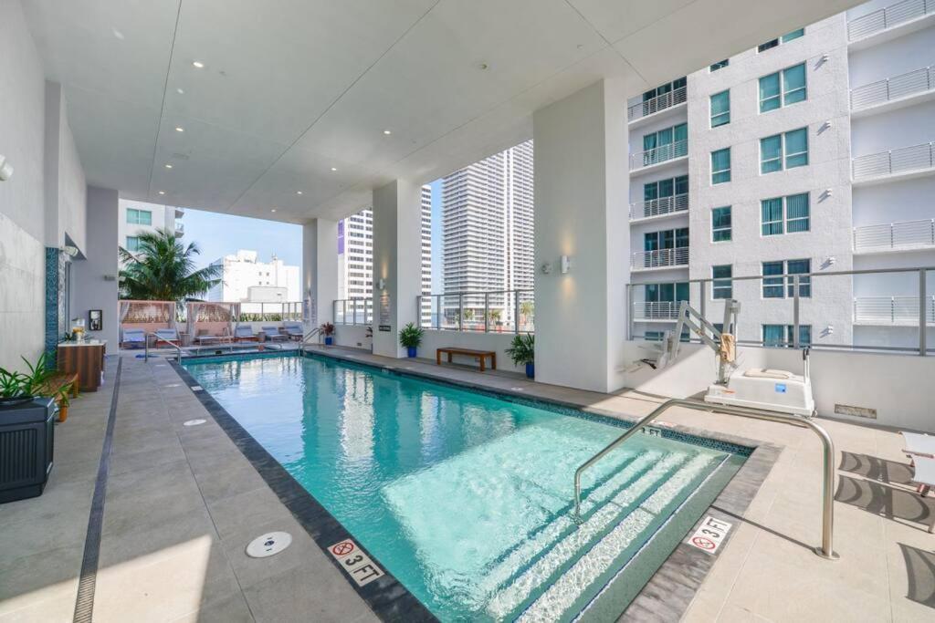 Wonderful 1 Bedroom With At Downtown Appartement