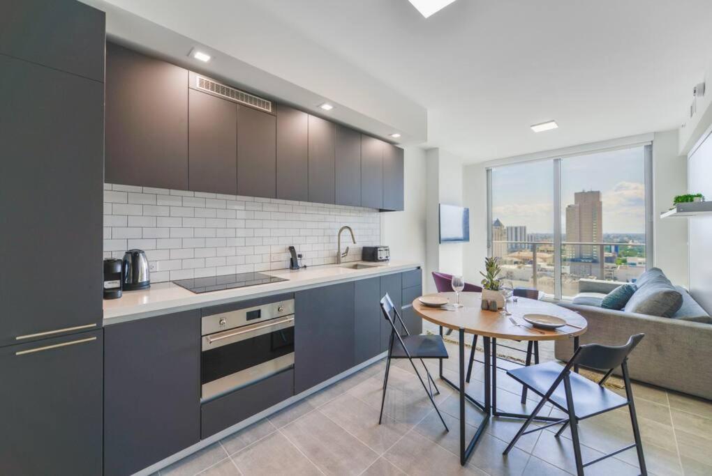 Appartement Wonderful 1 Bedroom With At Downtown