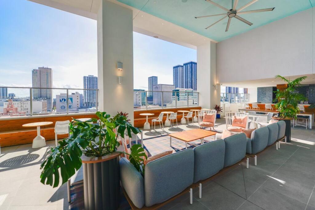Wonderful 1 Bedroom With At Downtown Appartement *