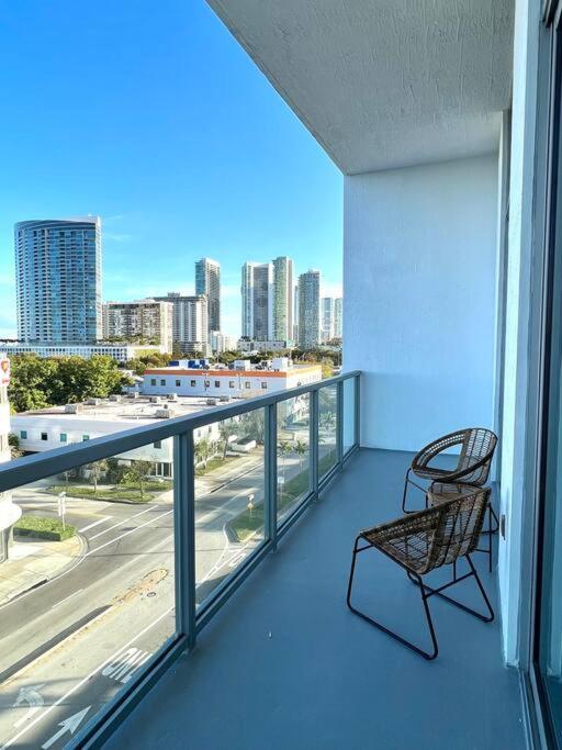 Sleek 2bd 2ba In Design District Aparthotel *
