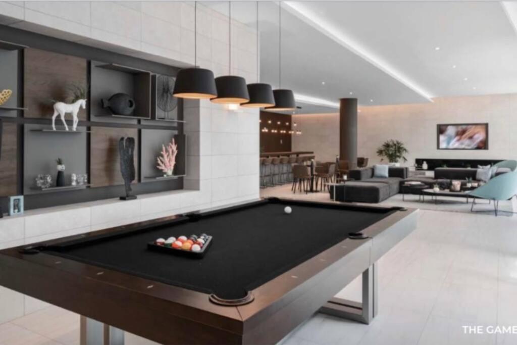 Aparthotel Sleek 2bd 2ba In Design District Miami
