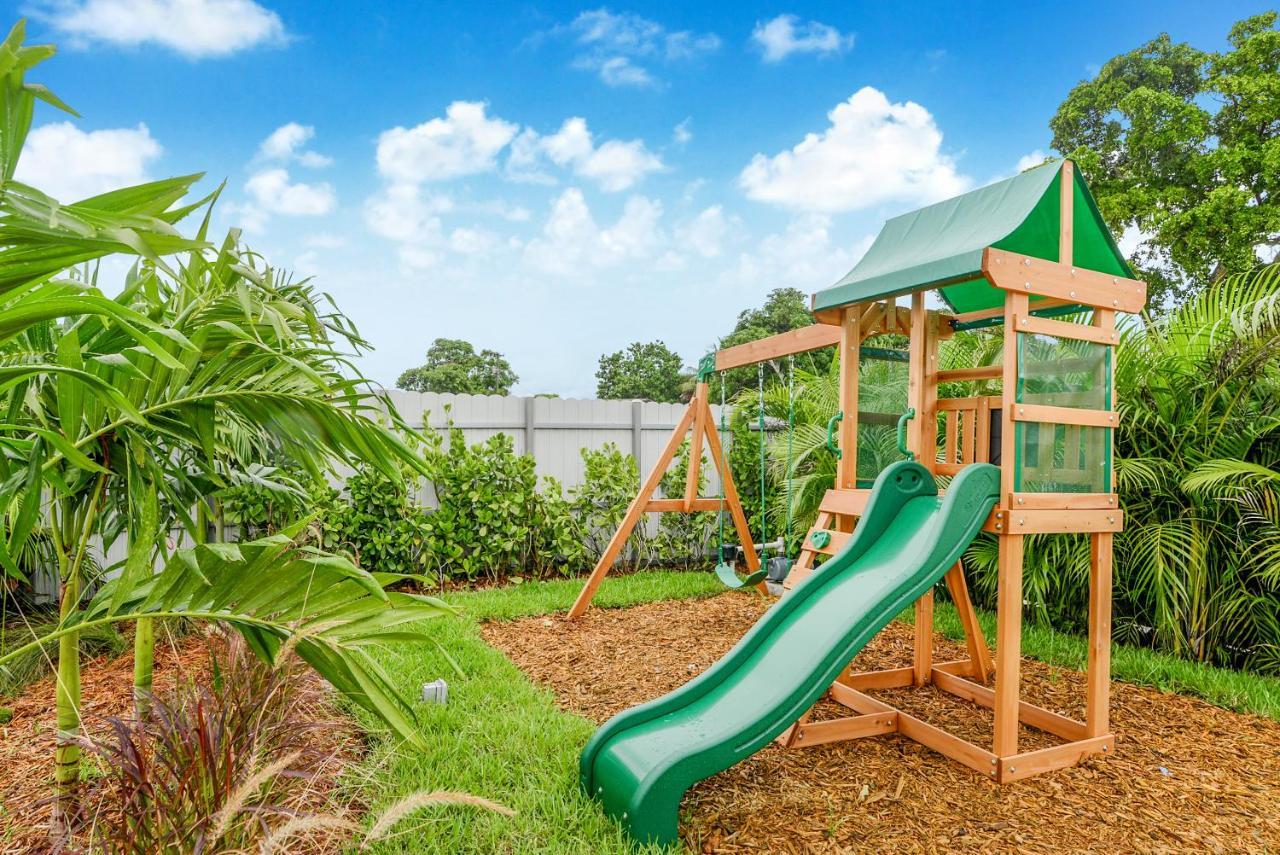 Vakantiehuis Family 5Br Miami Resort Pool, Sports & Bbq Oasis L04