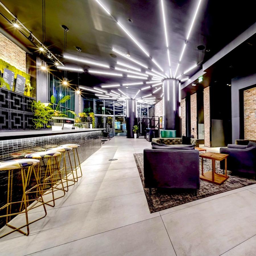 Complex Full Amenities & Entertainment! Appartement *