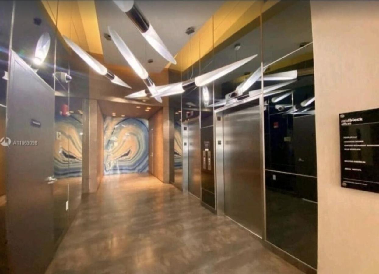 Aparthotel Midblock 2 Bedroom *