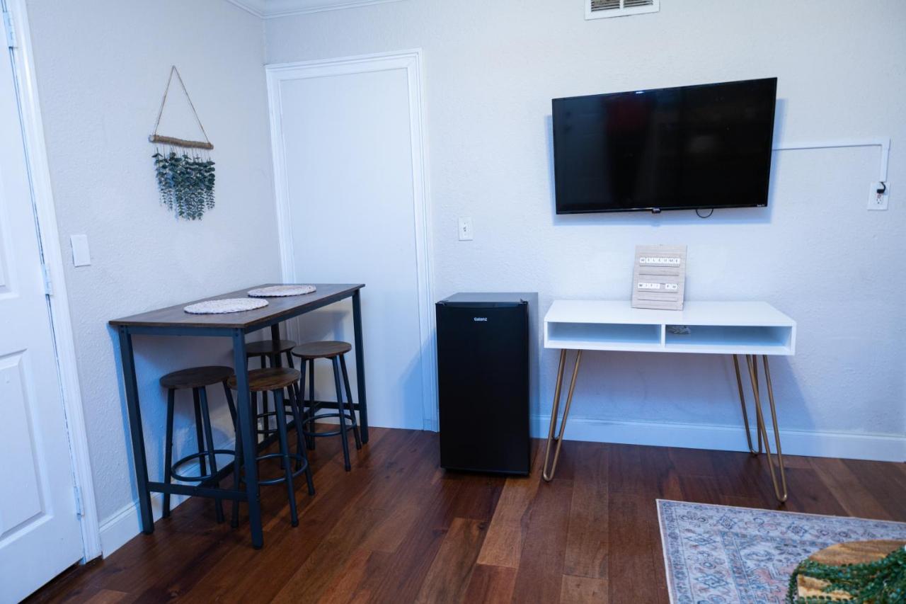 Cozy And Adorable 1 Bdr/1 Ba Miami