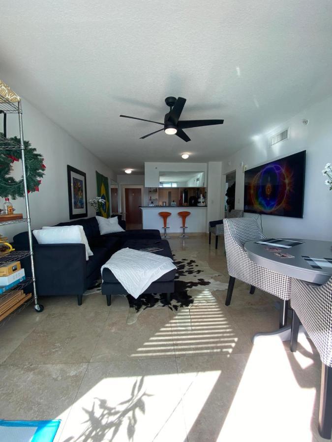 Comfortable In The Brickell Center Area Accommodatie bij particulieren