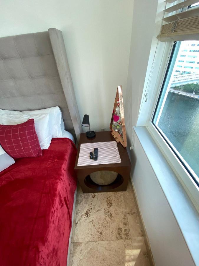 Comfortable In The Brickell Center Area *
