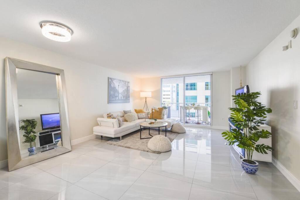 Apartment Fantastic 2/1 @brickell With Pool Miami
