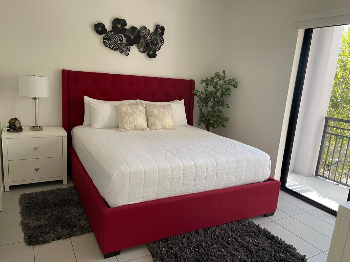 Zafiro Apartment *