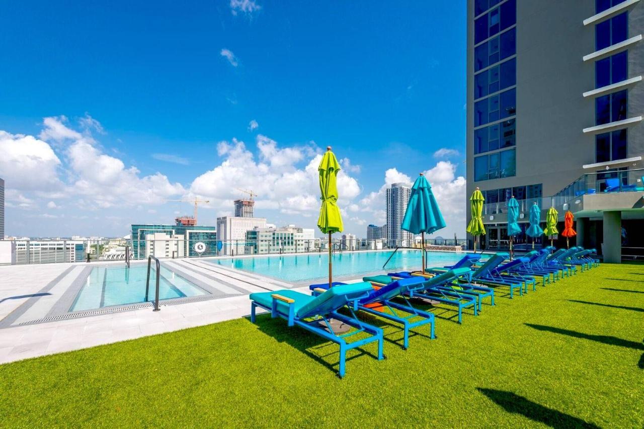 Complex Full Amenities & Entertainment! *