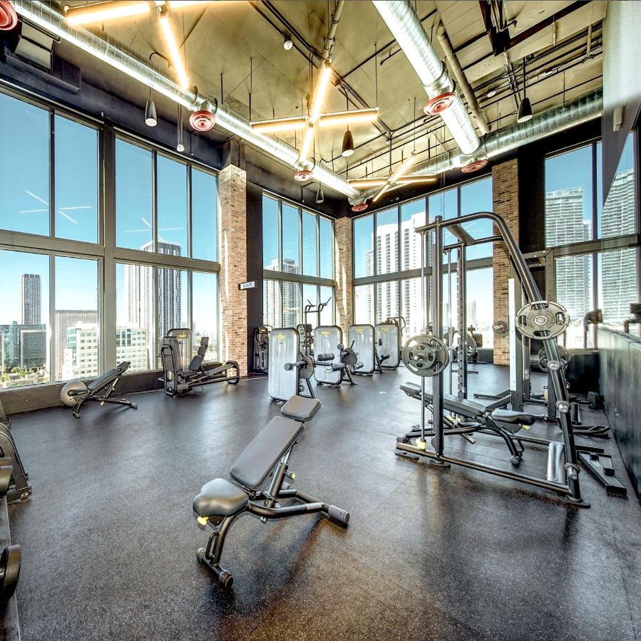 Complex Full Amenities & Entertainment! *