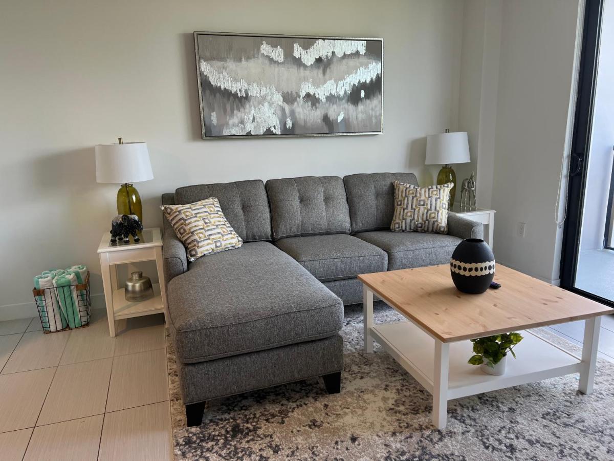 Zafiro Apartment *