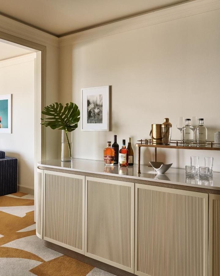 Hotel Four Seasons 5*