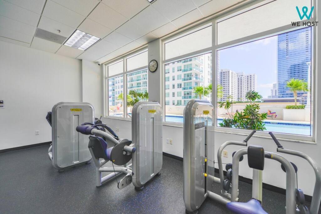 We Host Wonderful 3 Bedroom At Brickell W Gym Apartment