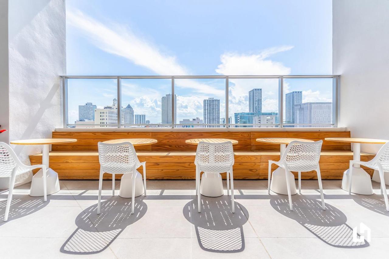 Unique Dt Apts With Amenities Like Pool, Gym, Restaurants & Cowork Lounge By Luahost Apartment